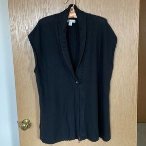 Coldwater Creek black sweater vest. Size XL.